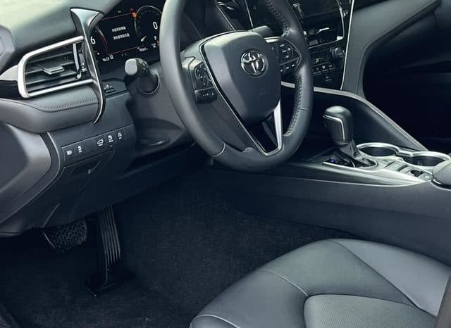 
								Toyota Camry, 2023 full									