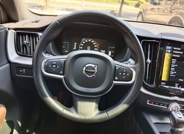 
								Volvo XC60, 2021 full									
