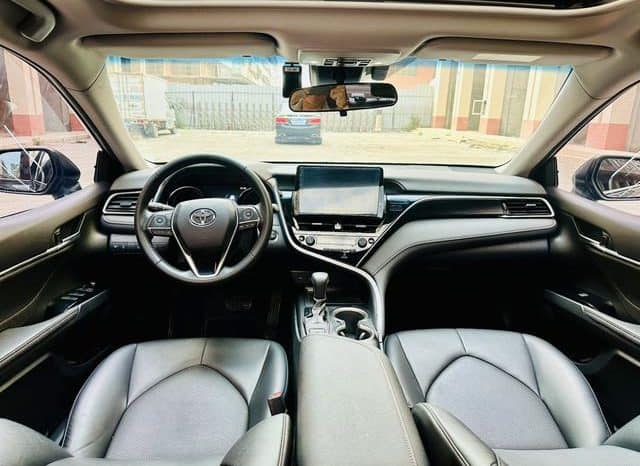 
								Toyota Camry, 2022 full									