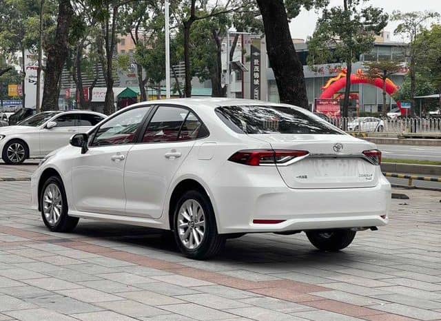 
								Toyota Corolla (XII), 2024 full									