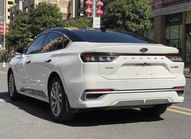 
								Ford Mondeo (V), 2022 full									