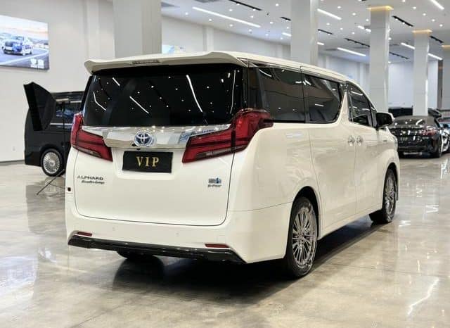 
								Toyota Vellfire (II), 2021 full									