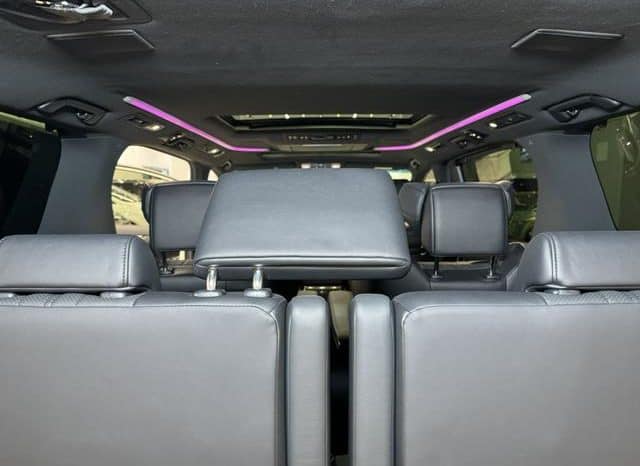 
								Toyota Vellfire (II), 2021 full									