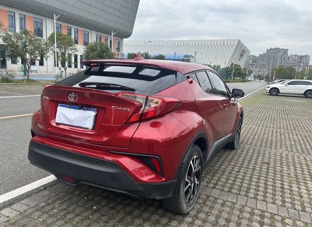 
								Toyota C-HR, 2020 full									