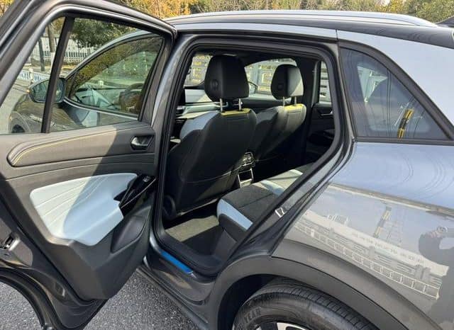 
								Volkswagen ID.4 X, 2021 full									