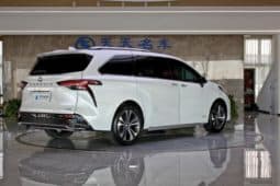
										Toyota Granvia, 2023 full									