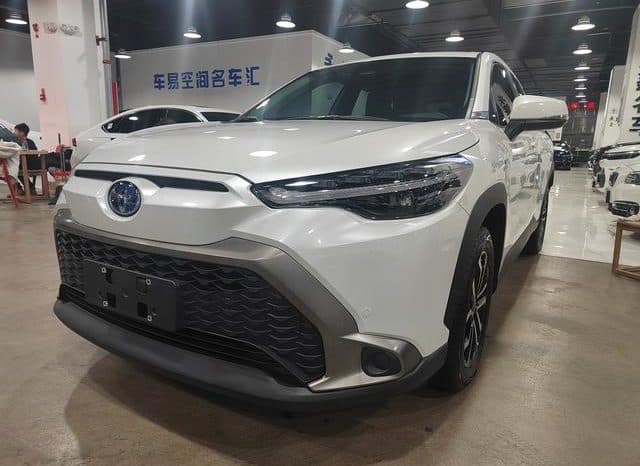 6785421087eda Toyota Frontlander, 2024