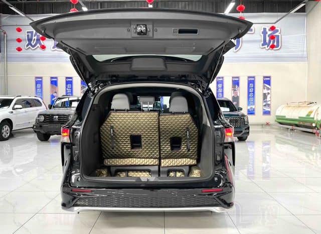 
								Toyota Granvia, 2023 full									