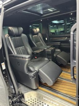 
										Toyota Vellfire, 2022 full									