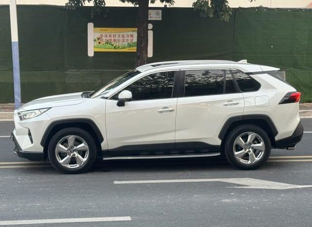 
								Toyota RAV4 (IV), 2021 full									