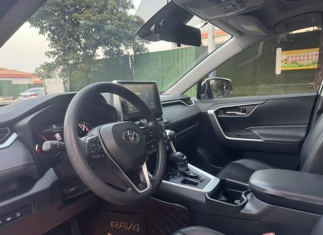 
								Toyota RAV4 (IV), 2021 full									