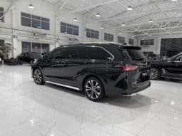 
										Toyota Granvia, 2024 full									