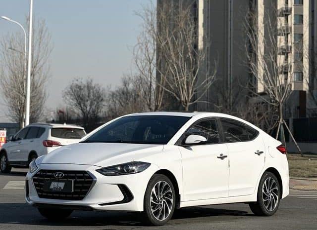 67977afae86f2 Hyundai Elantra (VI), 2020