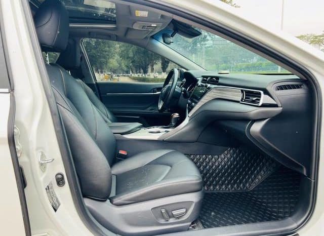 
								Toyota Camry, 2021 full									