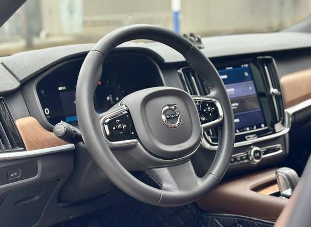 
								Volvo S90, 2023 full									