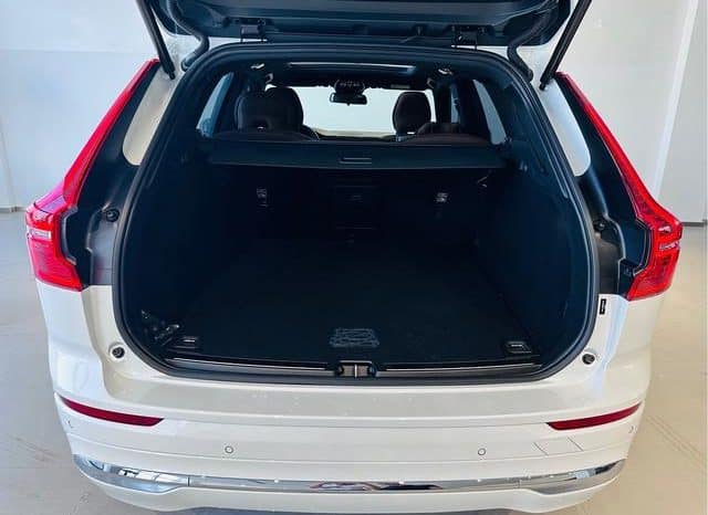 
								Volvo XC60, 2024 full									