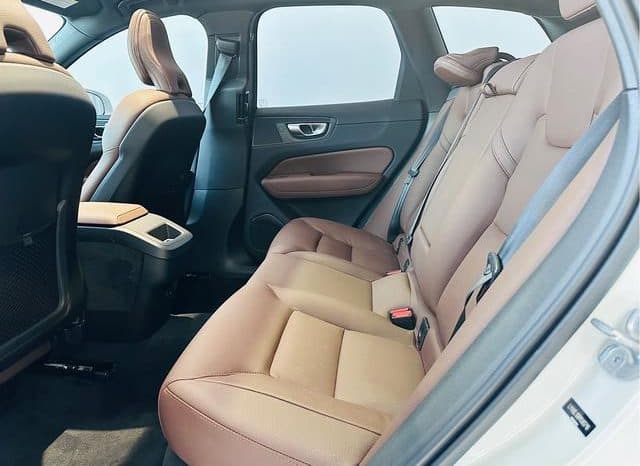 
								Volvo XC60, 2024 full									