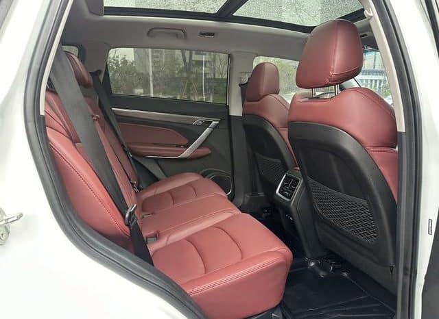 
								Geely Atlas, 2022 full									