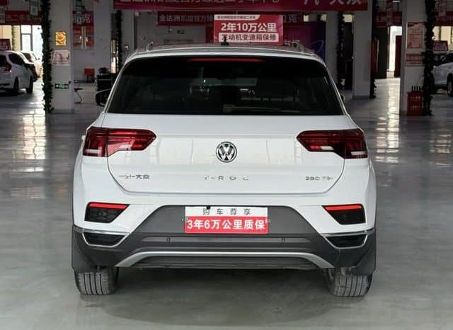 
								Volkswagen T-Roc, 2021 full									