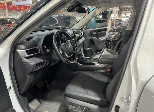 
								Toyota Highlander (III), 2024 full									