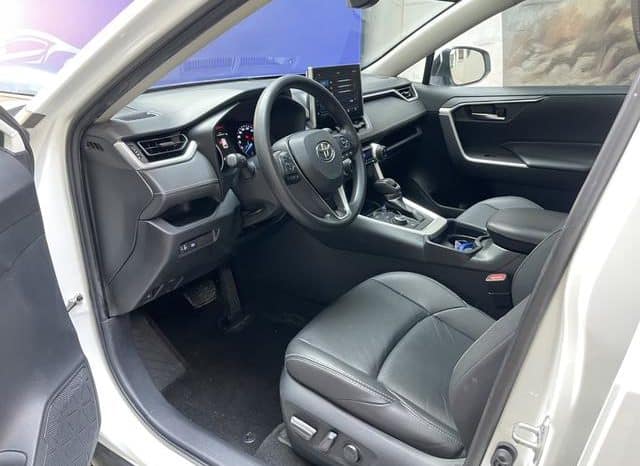 
								Toyota Wildlander, 2020 full									