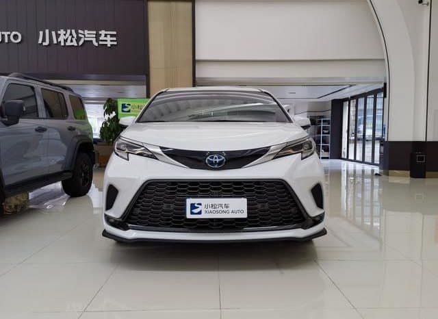 
								Toyota Granvia, 2023 full									