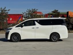 
										Toyota Vellfire, 2022 full									