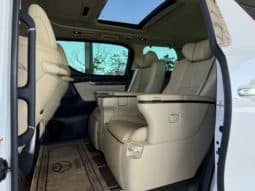 
										Toyota Vellfire, 2022 full									