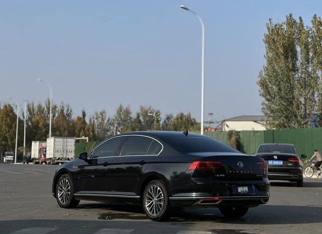 
								Volkswagen Magotan, 2021 full									