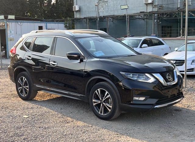 
								Nissan X-Trail (III), 2020 full									