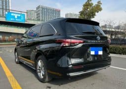 
										Toyota Sienna, 2022 full									