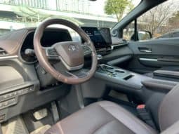 
										Toyota Sienna, 2022 full									