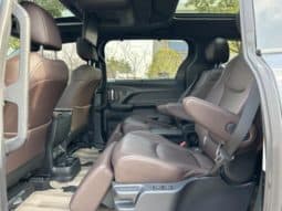
										Toyota Sienna, 2022 full									