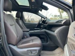 
										Toyota Sienna, 2022 full									