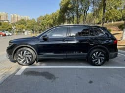 
										Volkswagen Tiguan L, 2022 full									