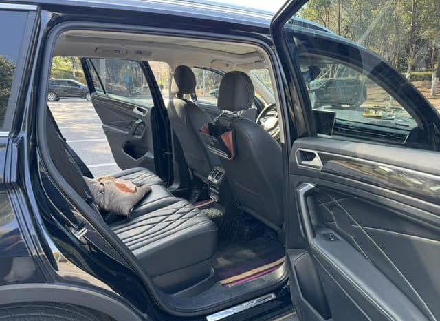
								Volkswagen Tiguan L, 2022 full									