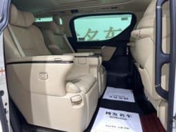 
										Toyota Vellfire, 2021 full									