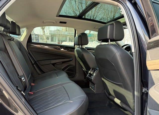 
								Volkswagen Passat, 2021 full									