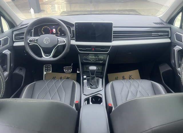 
								Volkswagen Tiguan L, 2023 full									