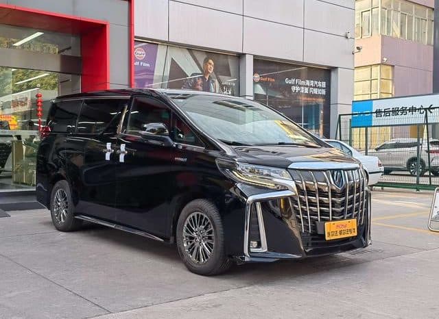 
								Toyota Vellfire (II), 2021 full									