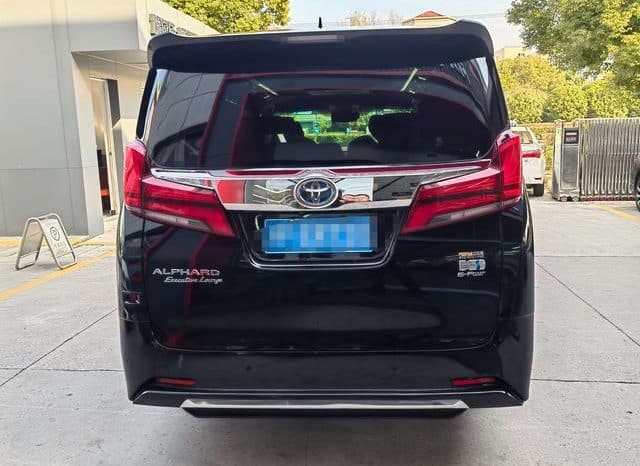 
								Toyota Vellfire (II), 2021 full									