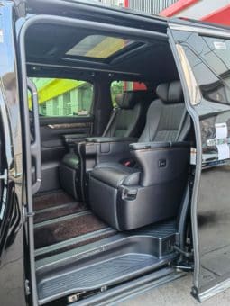 
										Toyota Vellfire (II), 2021 full									