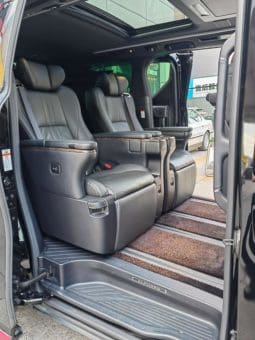 
										Toyota Vellfire (II), 2021 full									