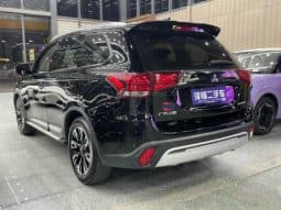 
										Mitsubishi Outlander II, 2020 full									