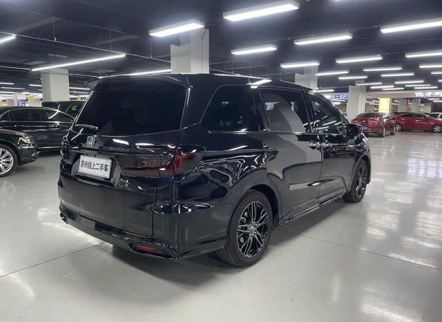 
								Honda Odyssey, 2023 full									