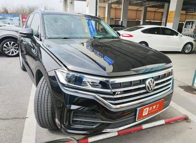 
								Volkswagen Touareg, 2021 full									