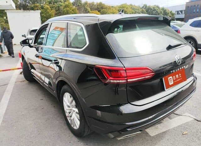 
								Volkswagen Touareg, 2021 full									