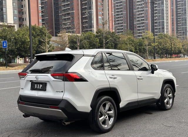 
								Toyota RAV4 (IV), 2022 full									