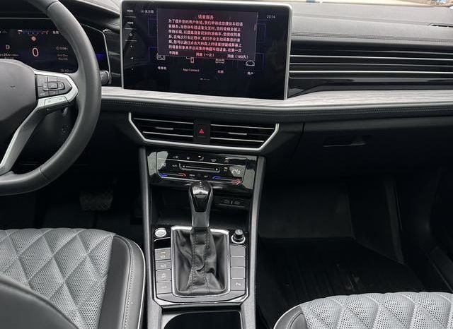 
								Volkswagen Jetta, 2022 full									
