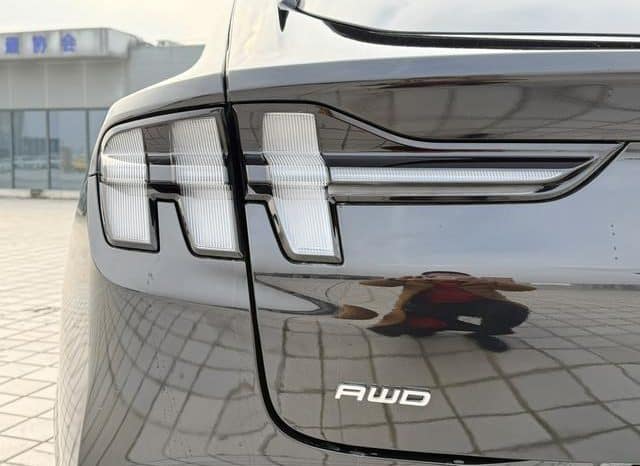 
								Ford Mustang Mach-E, 2023 full									